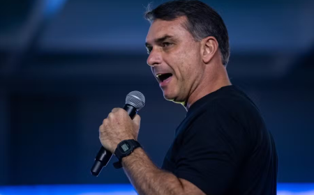 R$ 4 milhões destinados por Flávio Bolsonaro entram na mira da CGU por suspeita de fraude