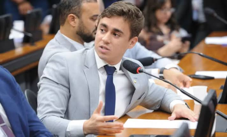 Inspirado em Milei, Nikolas Ferreira propõe corte de salários de políticos em caso de déficit fiscal