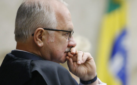 Ex-ministros assinam carta em apoio a Fachin e cobram transparência no STF