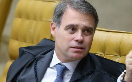 Mendonça viajou em aeronave de empresa ligada a ex-parceiro comercial de Vorcaro