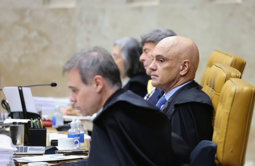 Moraes usou documento apócrifo e sem valor probatório contra André Mendonça, diz Folha