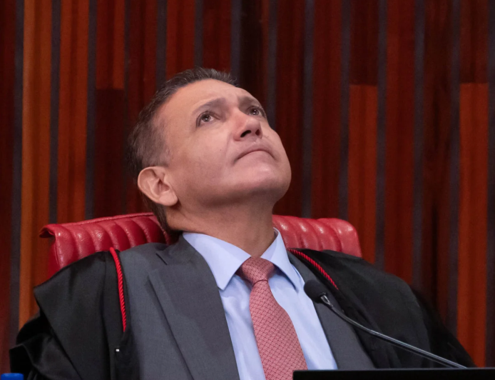 Pelo impeachment do ministro Kassio Nunes Marques (STF)